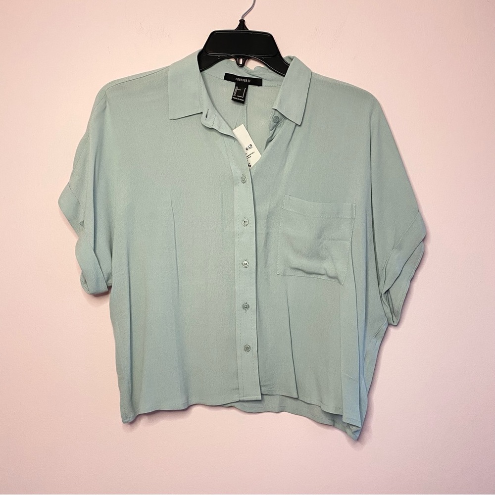 NEW Forever 21 Button Down Crop Top size small